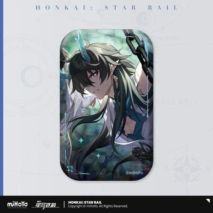 Honkai: Star Rail Light Cone Series Rectangular Tinplate Badge Brighter Than the Sun ACG Go Anime www.acg-go.com Anaxa, Argenti, Arlan, Aventurine, Badge, Bailu, Black Swan, Blade, Castorice, Cipher, Dan Heng, Dan Heng & Blade, Feixiao, Fu Xuan, Gallagher, Gepard, Himeko, Huohuo, Hyacine, Jing Yuan, Kafka, Light Cone, Lingsha, Luka, Luocha, March 7th, Moze, Mydei, Rappa, Seele, Silver Wolf, Sparkle, Sushang, Topaz, Tribbie, Yanqing, Yukong